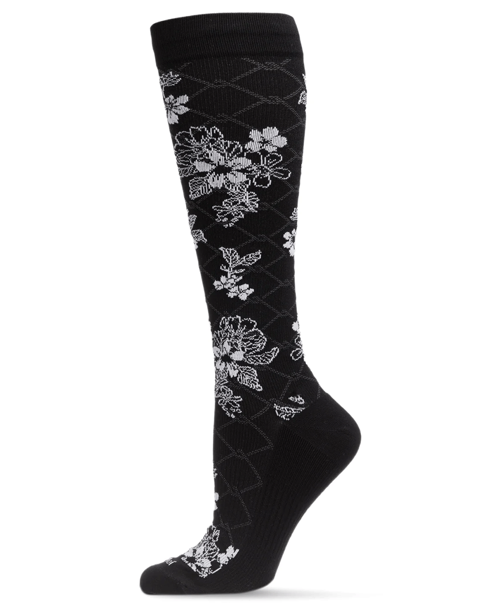 Memoi Women's Floral Link Nylon 15-20mmhg Graduated Compression Socks