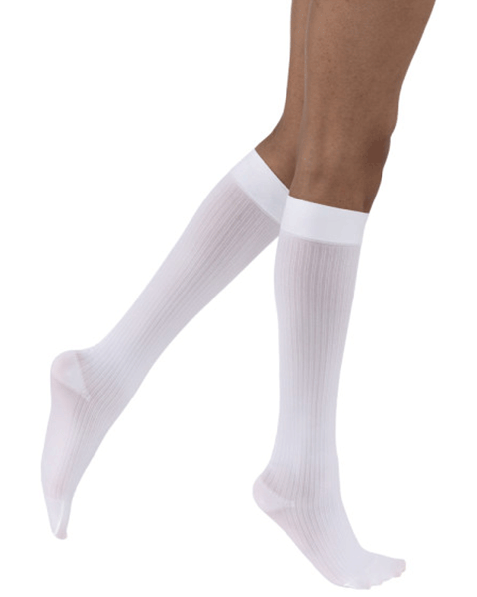 Jobst SoSoft Women's 15-20 mmHg Ribbed Knee High